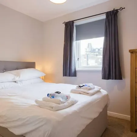 شقة Modern 2 Bed 15 Minute Walk To Princes St