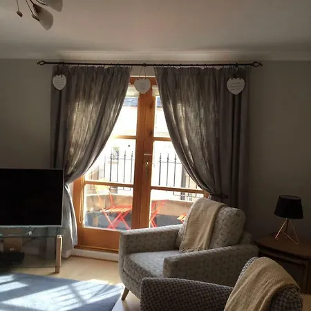 شقة Modern 2 Bed 15 Minute Walk To Princes St إدنبرة