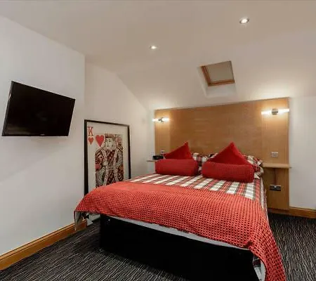 The Cumberland Mews * Edinburgh