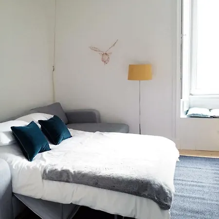Historic 1890s Turned Relaxing Retreat * Edimburgo