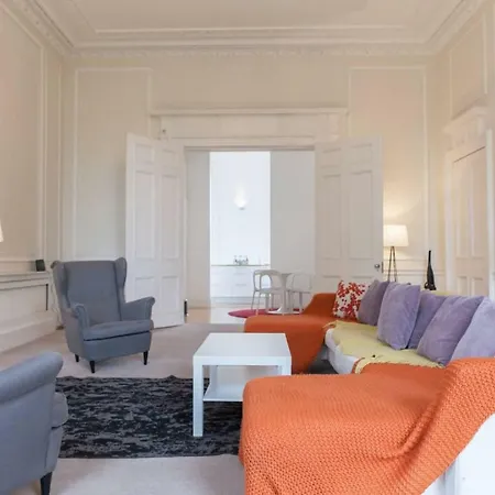 Georgian Townhouse Apt. 10 Min Walk To Princes St Edinburgh