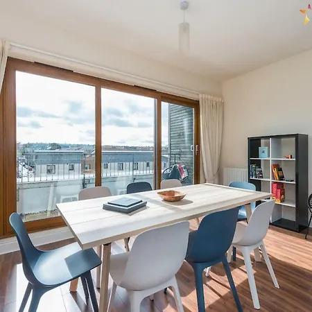 Northcote Penthouse *