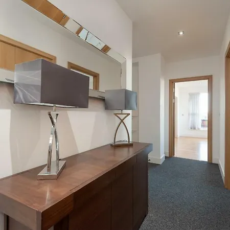 Luxury Penthouse Apartamento Edimburgo