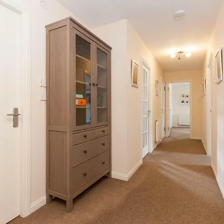 Centre Apartment *