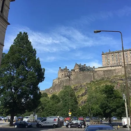 Luxury Next To Castle Daire
