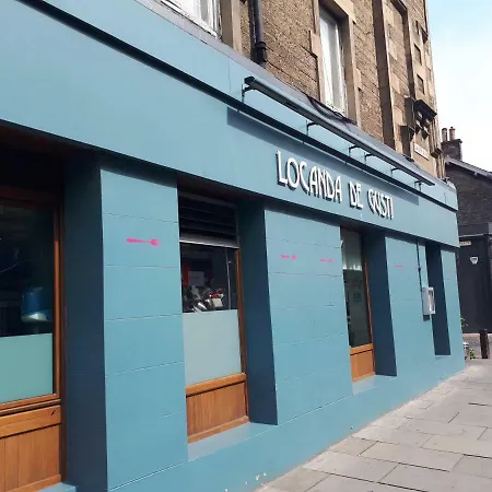 Central & Stylish 3 Bedroom, 2 Bath, Free Parking Appartement *