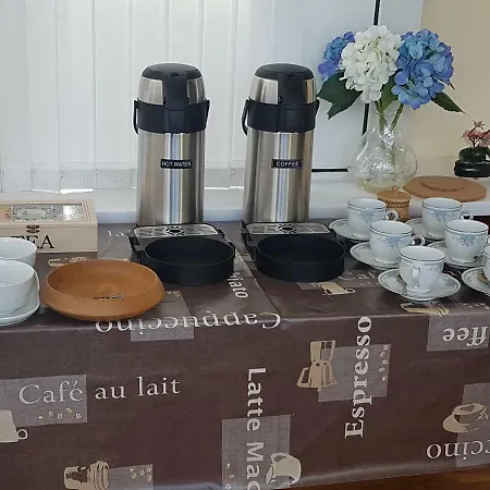 Wee White House 2* Edinburgh