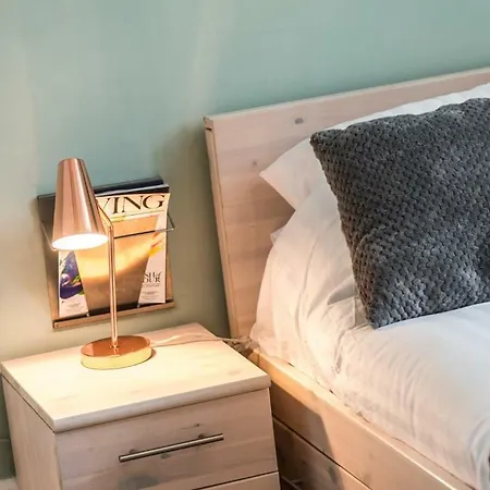 Ground Floor Comfortable Stockbridge Apt Edinburgh