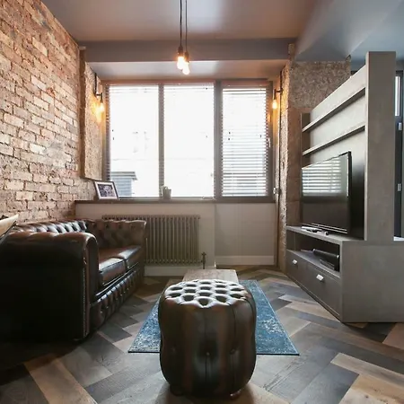 Industrial Flat On Caledonian Place Appartamento Edimburgo