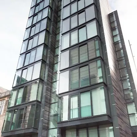 2 Bed At Quartermile * Edimburgo