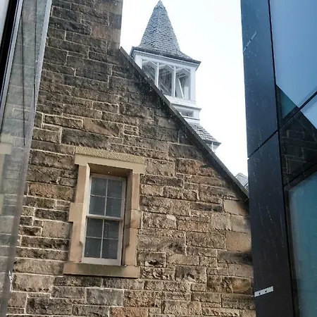 2 Bed At Quartermile Appartamento *
