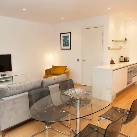 Appartamento 2 Bed At Quartermile *