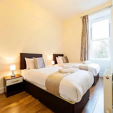 公寓 3 Bed , 2 Bath City
