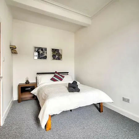 Apartment New Cosy Fresh City - Sleeps 4 Edinburgh
