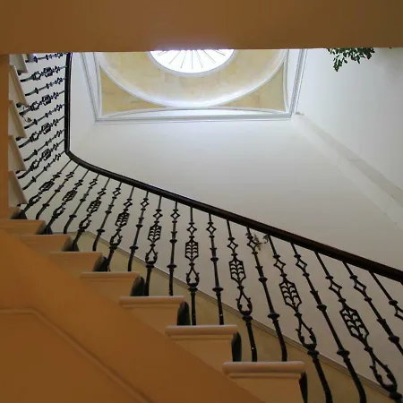 Escape To @ Albyn Place Апартаменты *