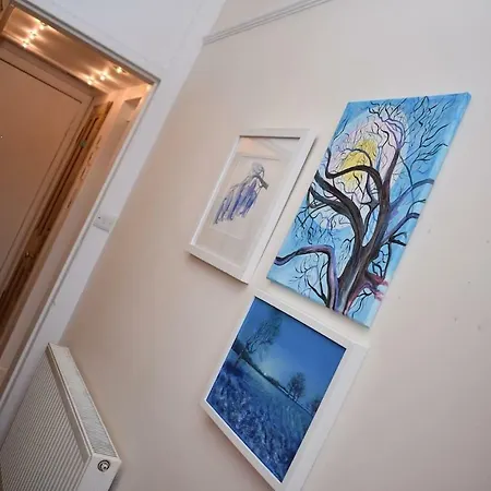 One Of A Kind, Quirky Near Haymarket! * Edimburgo