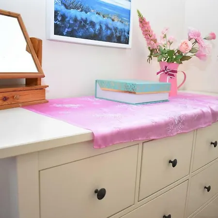 One Of A Kind, Quirky Near Haymarket! Edimburgo