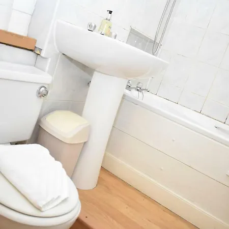 One Of A Kind, Quirky Near Haymarket! Edimburgo