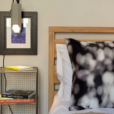 Διαμέρισμα Holyrood Park Centre *