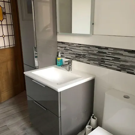 Apartment Murrayfield Maindoor Flat, *