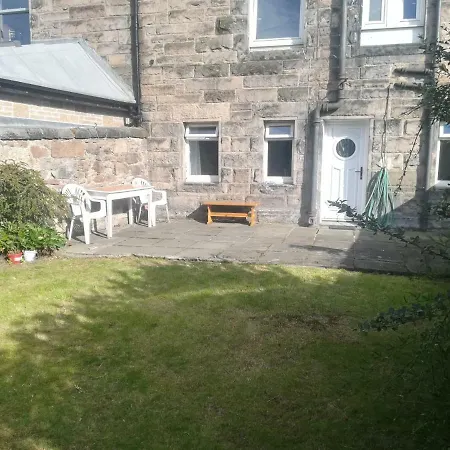 Victorian 3 Bedroom With Free Parking And Private Garden Edinburgh