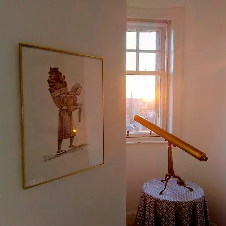 Historic Royal Mile Penthouse With Lift Apartament Edynburg