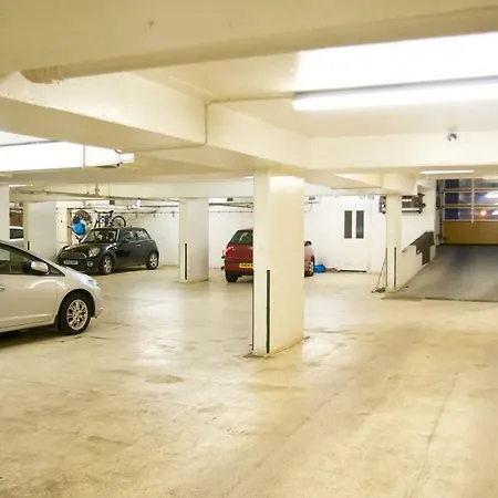 Luxurious Near City Centre Appartement *