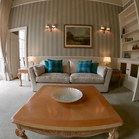 Lägenhet Escape To @ Albyn Place