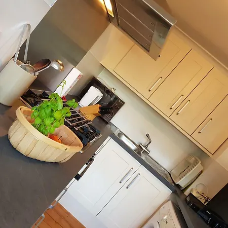 Clermiston Hill Apartment Edinburgh