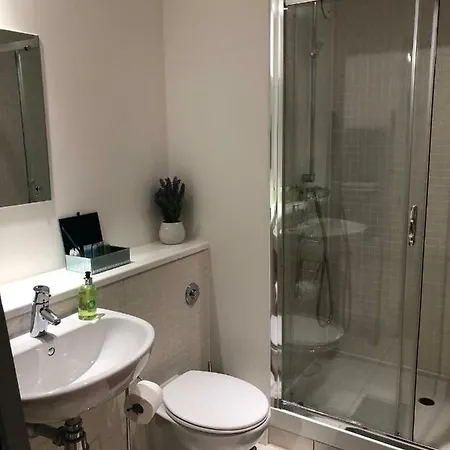 Beautiful And Modern Flat In Leith * Edinburgh