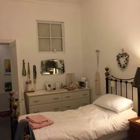 Διαμέρισμα 5 Star Beautiful & Vintage, Spacious In Chic Location! *