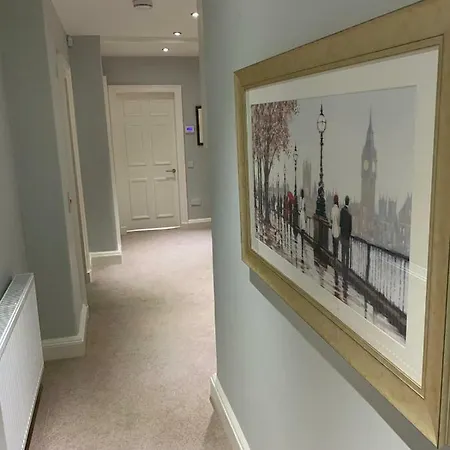 Appartement Newly Renovated In New Town