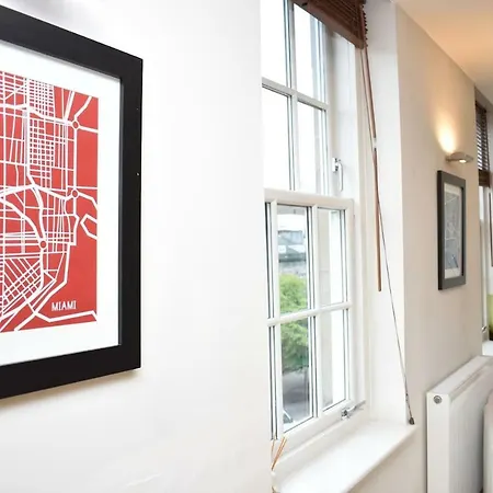 Modern And Bright Close To Princes St! 公寓 爱丁堡