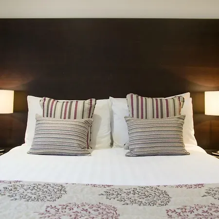 Fountain Court - Grove Aparthotel Edinburgh