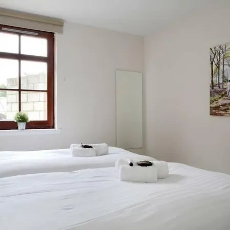 Fantastic Flat In The Vibrant Shore Area Appartement