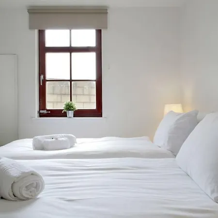 Fantastic Flat In The Vibrant Shore Area Appartement *
