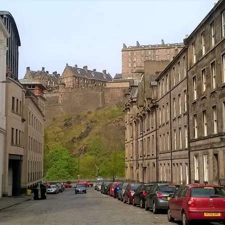 Grindlay Street Residence, 2 Bedroom, 2 Bathroom Close To Castle Appartement *
