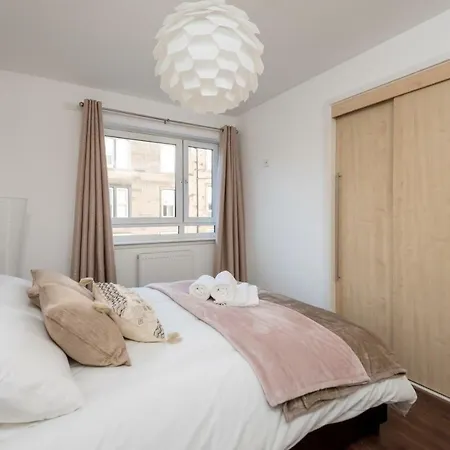 Thistle Apartment Edinburgh