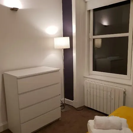Modern Broughton Apartment - Walk To City Centre And St James Quarter Apartamento *
