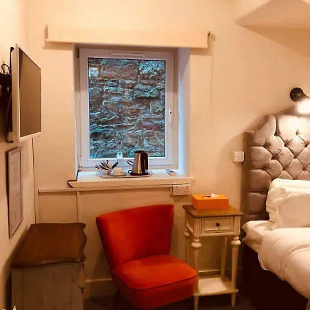 Allison House 16 ゲストハウス
