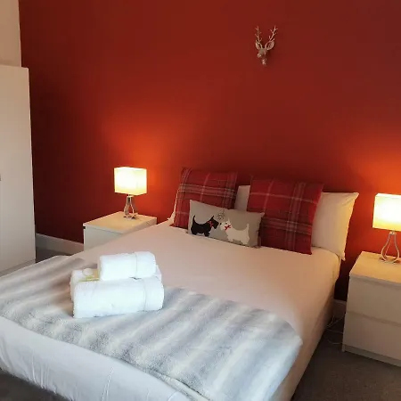 Stylish - Near Haymarket, Walk To Castle And Princes Street