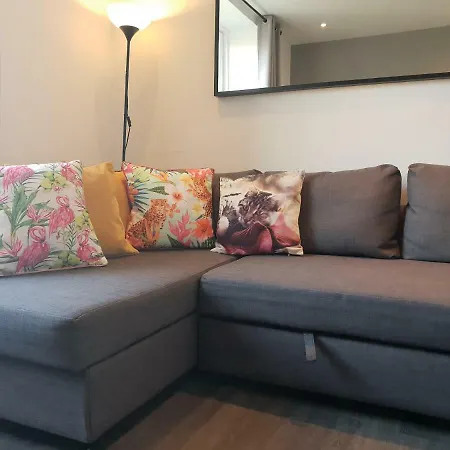 Stylish - Near Haymarket, Walk To Castle And Princes Street *