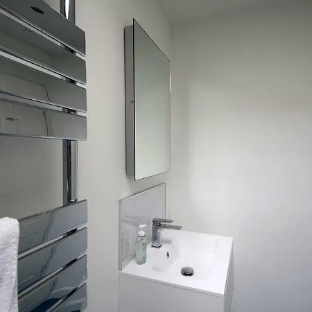 דירה Modern And Bright Nearby City Centre!