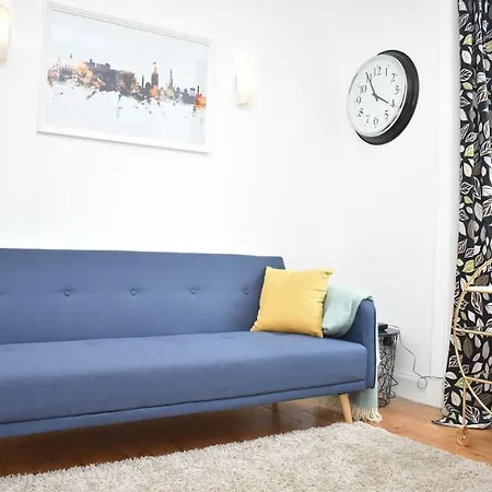 1br Scandi Design In City! * Edinburgh