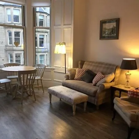 5 Star Beautiful & Vintage, Spacious In Chic Location! Апартаменты Эдинбург