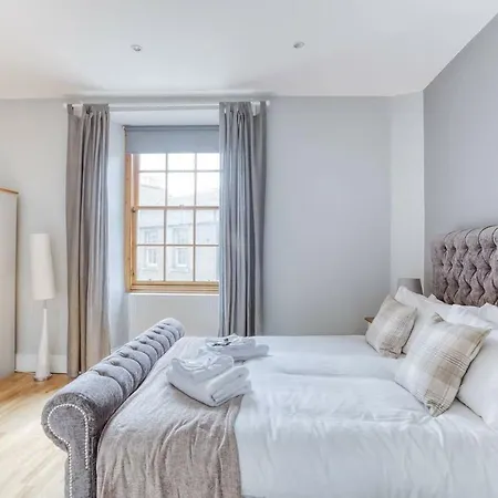 Apartment City Centre - 4 Bed Flat Edinburgh