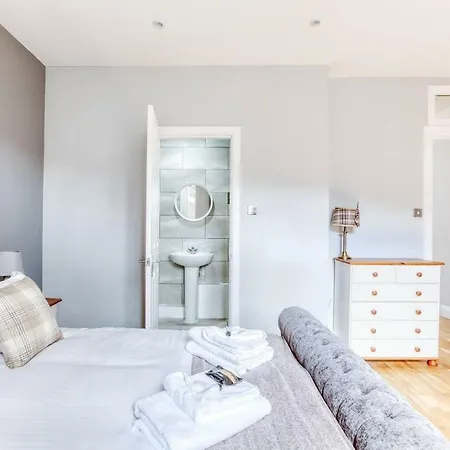 Apartment City Centre - 4 Bed Flat