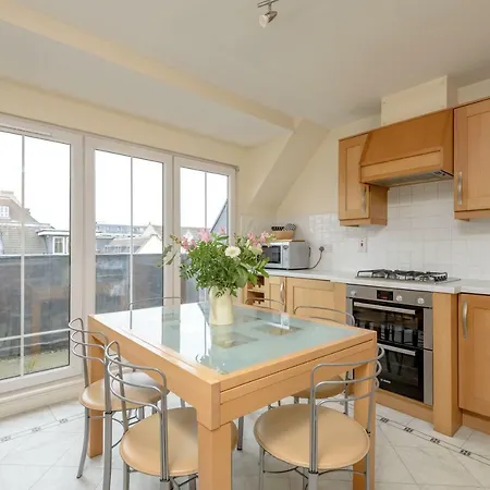 The Hopetoun Penthouse