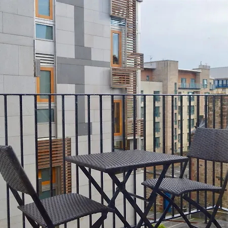 1 Bedroom On Royal Mile