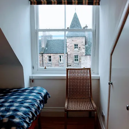 2 Bedroom Penthouse On Royal Mile Апартаменты Эдинбург